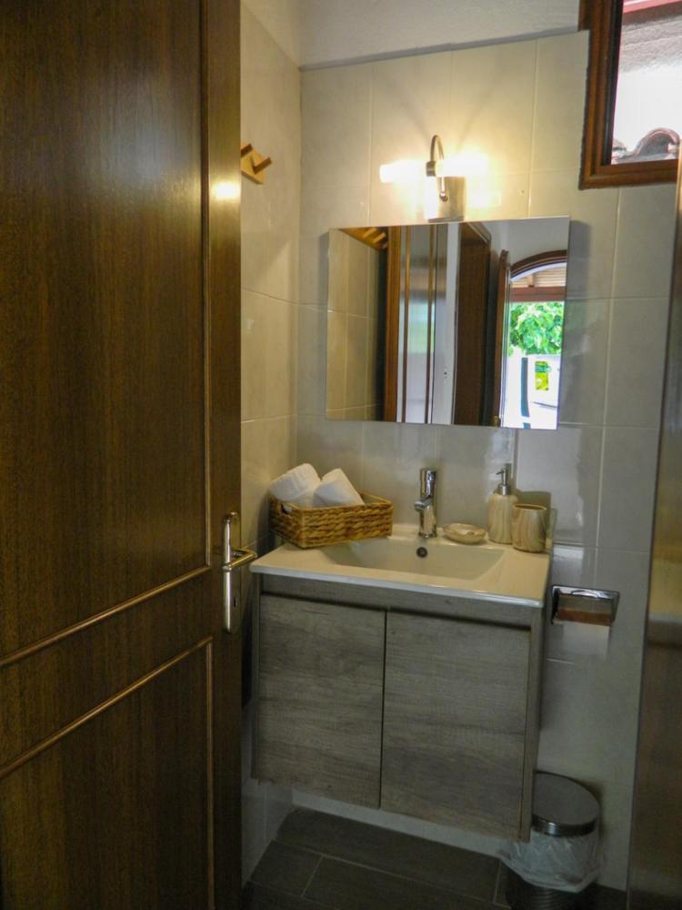 Veny House Villa Paralia Pantaleimonos Buitenkant foto